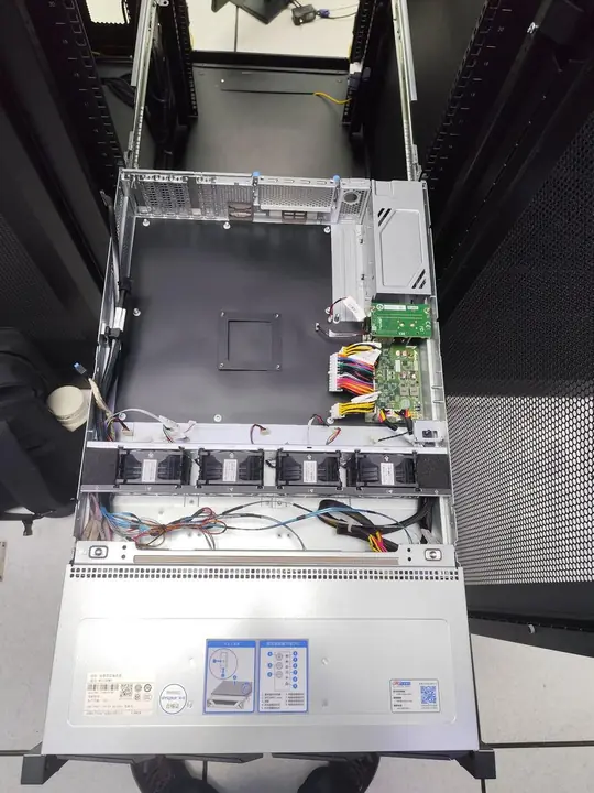 Inspur NF2180 M3 chassis after motherboard removal and replacement preparation