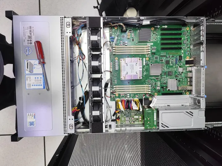 Inspur NF2180 M3 internal hardware check during motherboard replacement